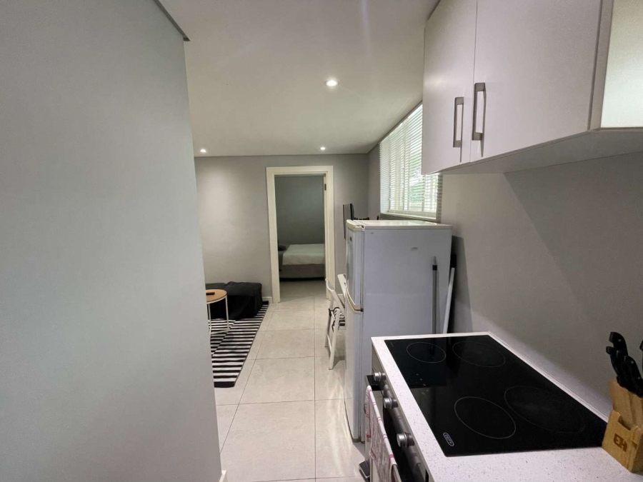 1 Bedroom Property for Sale in Sea Point Western Cape